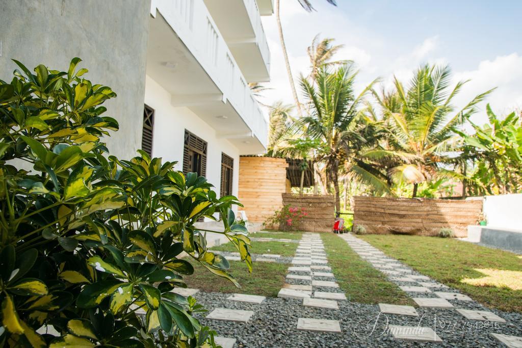 Cheeky Monkey Surf Camp Ξενοδοχείο Weligama Εξωτερικό φωτογραφία