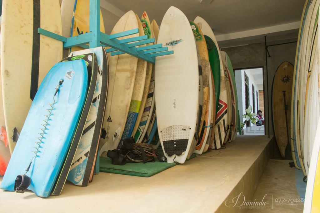 Cheeky Monkey Surf Camp Ξενοδοχείο Weligama Εξωτερικό φωτογραφία