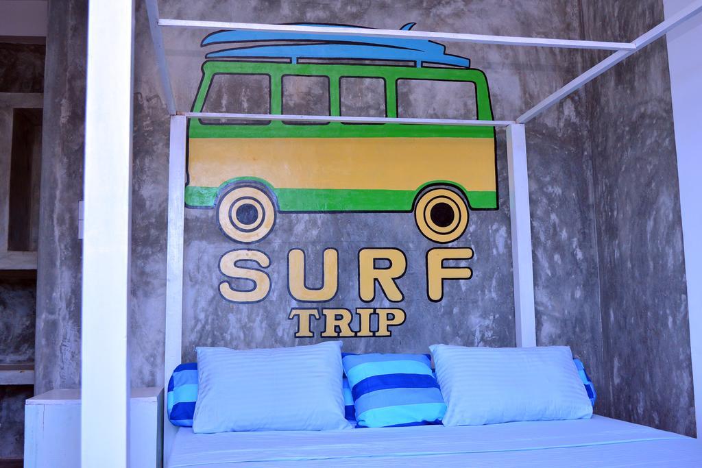Cheeky Monkey Surf Camp Ξενοδοχείο Weligama Εξωτερικό φωτογραφία