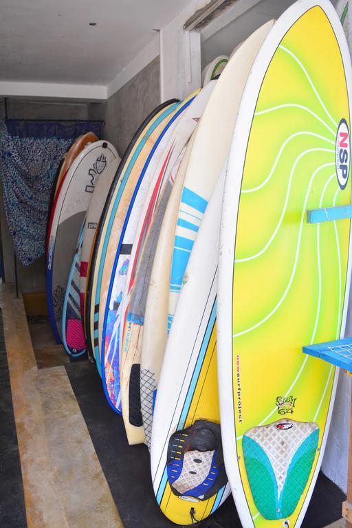 Cheeky Monkey Surf Camp Ξενοδοχείο Weligama Εξωτερικό φωτογραφία